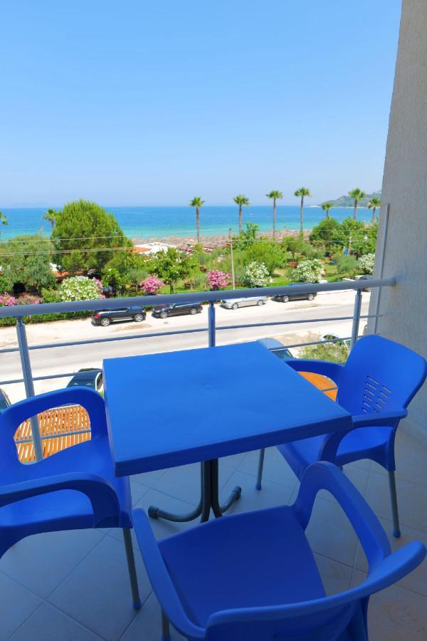 Almare Apartments Vlorë Esterno foto